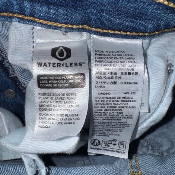 Levi’s Wedgie Straight Jeans in Blue Medium Wash Distressed Stretch Size 25 - Picture 10 of 12